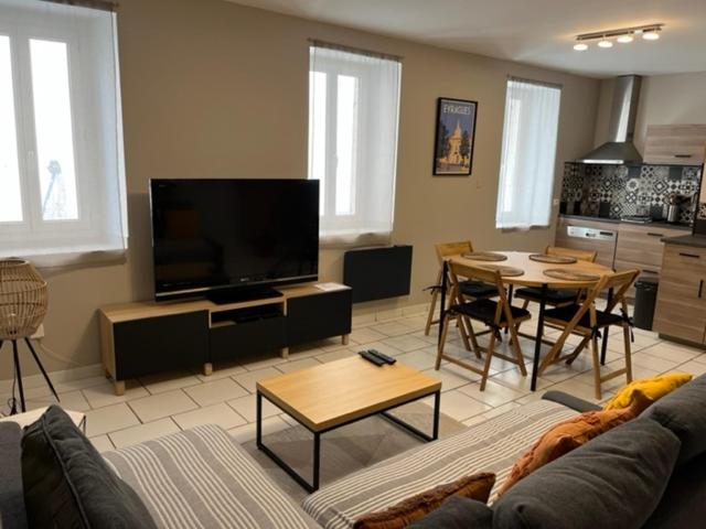 Bel Appartement 2 Chambres Au Coeur Du Village Eyragues Экстерьер фото